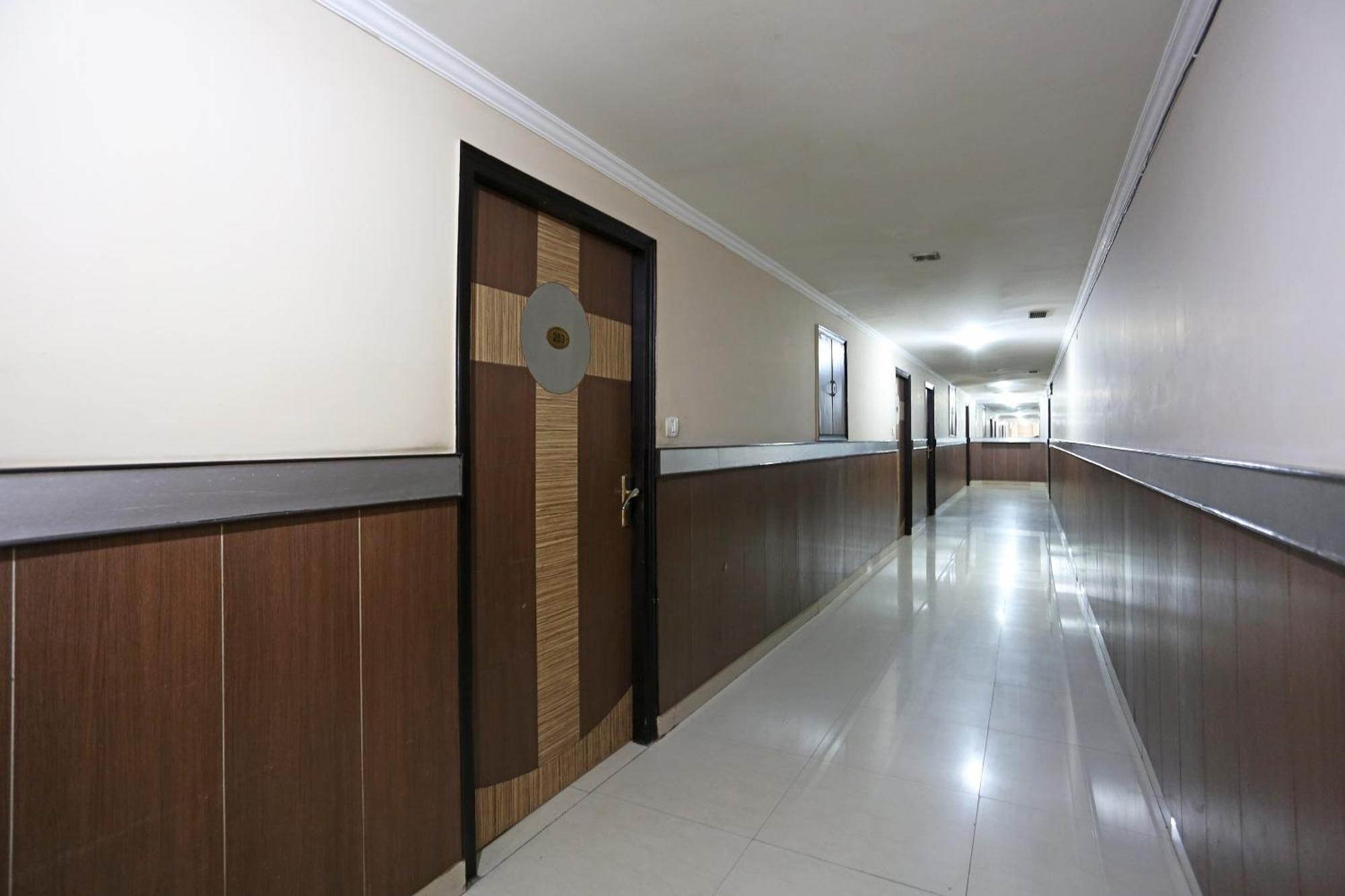 Hotel O Mukut Regency Ghaziabad Exterior photo